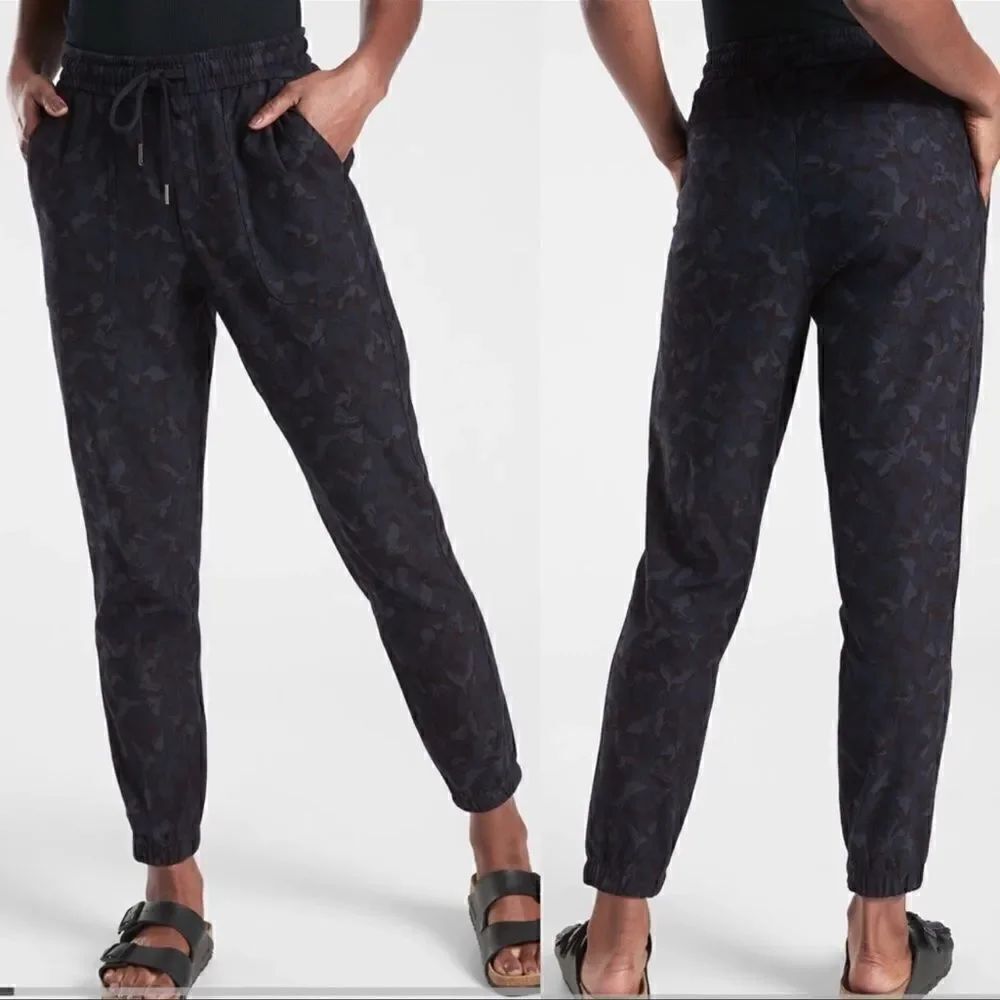 Athleta Farallon Stratum Camo Jogger Navy 4